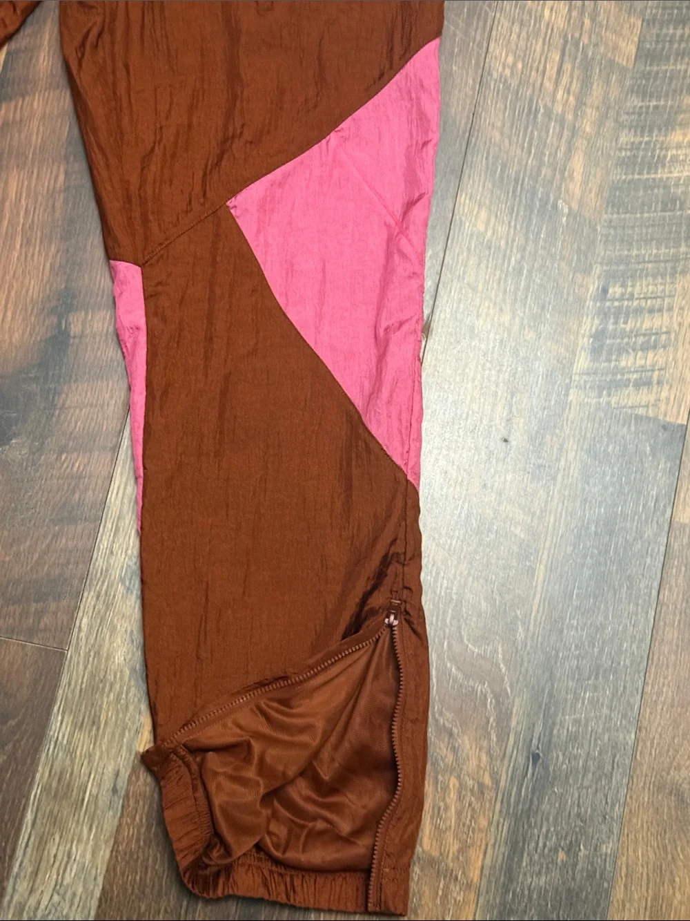Champion P5648 Nylon Track Pants Men’s M Brown Pink Colorblock
